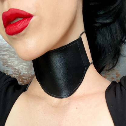 BLACK CHOKER